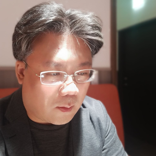董大偉 (David)